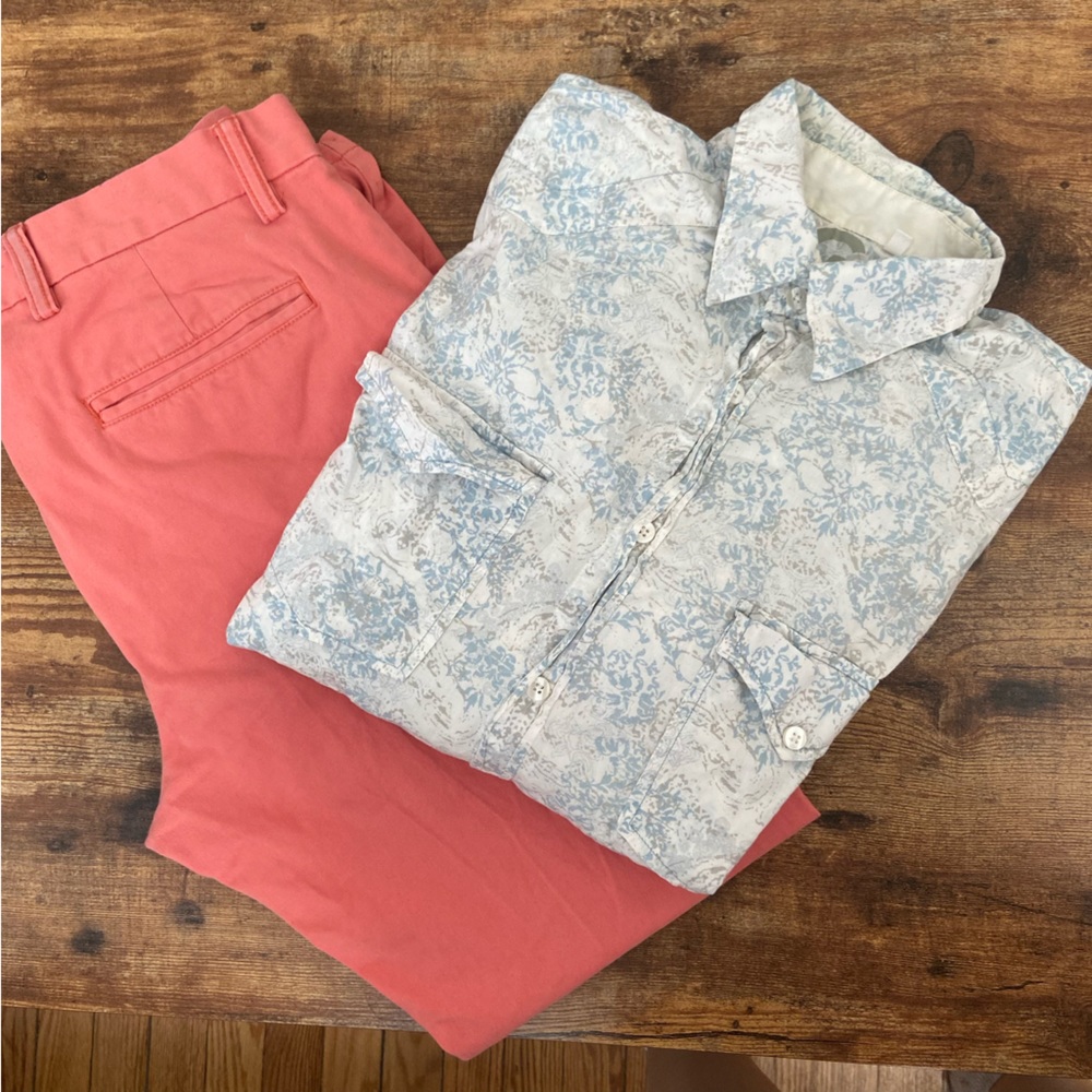 Guess Button down floral shirt